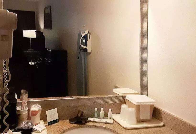 ２ダブルベッドのスタンダードルーム, Quality Inn Morganton Southeast