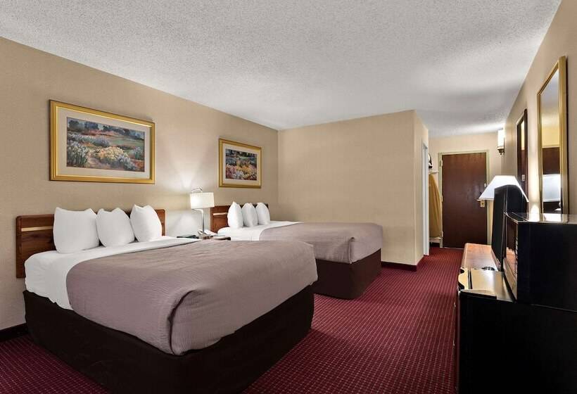 Standaardkamer met 2 Tweepersoonsbedden, Quality Inn & Suites