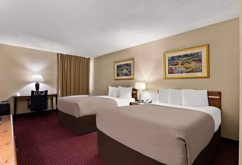 ２ダブルベッドのスタンダードルーム, Quality Inn & Suites