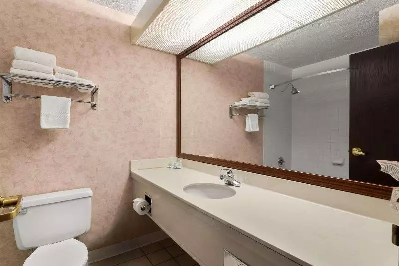スイート, Quality Inn & Suites