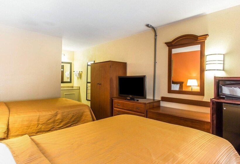 스탠다드 룸 더블 침대 2개, Quality Inn University