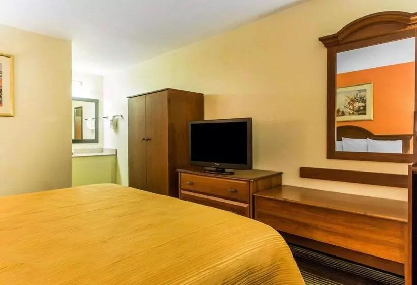 身障者適用スタンダードルーム, Quality Inn University