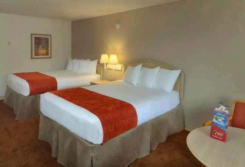 اتاق استاندارد, Ramada By Wyndham Kissimmee Gateway   Free Theme Park Shuttle