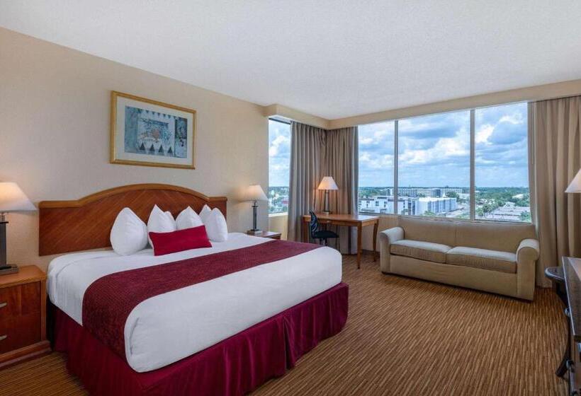 스탠다드 룸 킹사이즈 침대, Ramada By Wyndham Kissimmee Gateway   Free Theme Park Shuttle