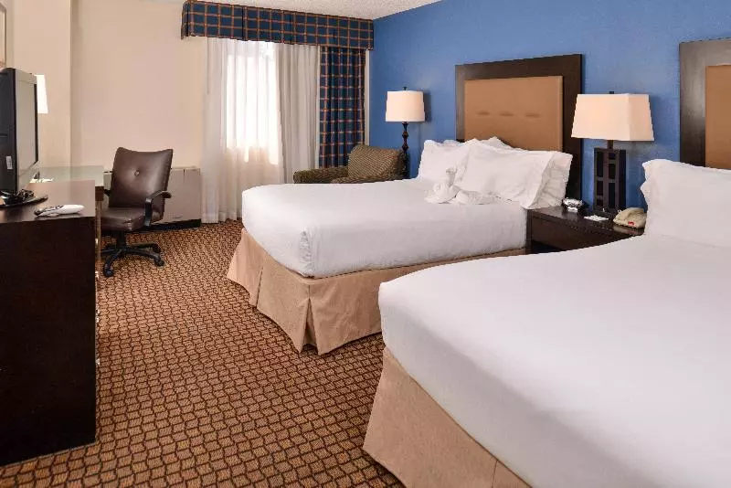 身障者適用スタンダードルーム, Ramada Plaza By Wyndham Sheridan Hotel & Convention Center