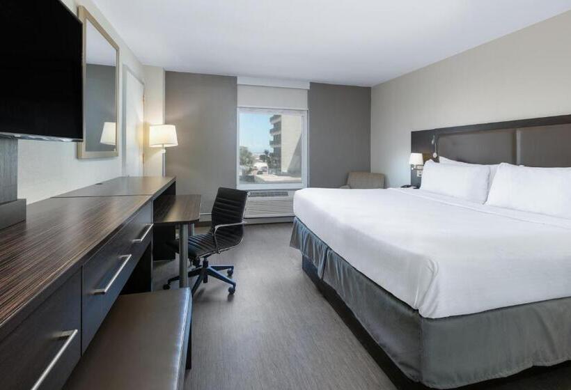 اتاق استاندارد با تخت بزرگ برای معلولان, Wyndham Corpus Christi Resort North Padre Island