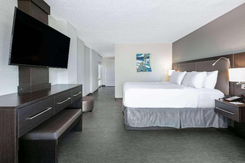 سوئیت برای معلولان, Wyndham Corpus Christi Resort North Padre Island