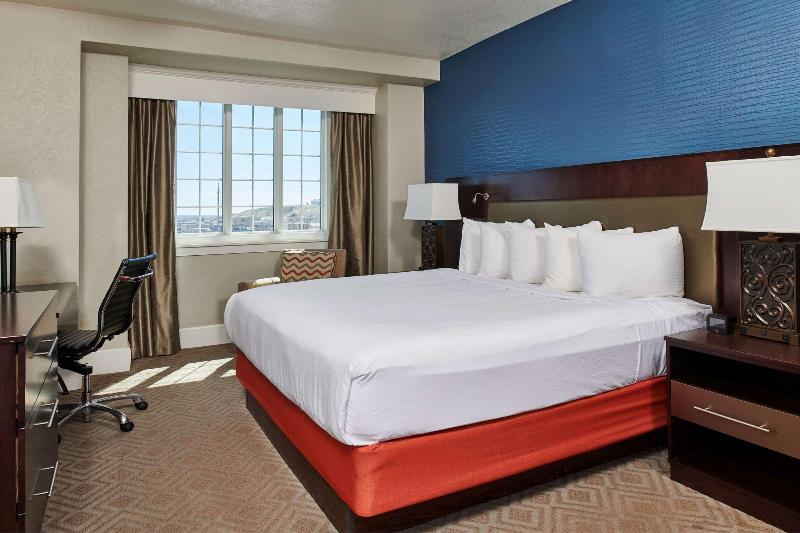 חדר סטנדרט, Alex Johnson Rapid City Curio Collection By Hilton