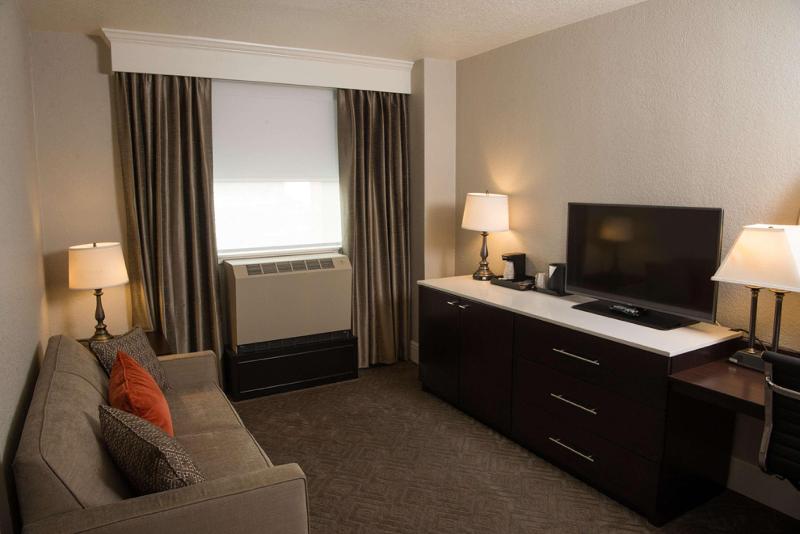 Люкс Кровать Кинг, Alex Johnson Rapid City Curio Collection By Hilton