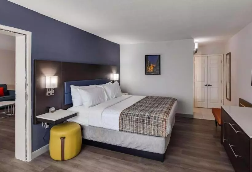سوئیت با تخت بزرگ, Best Western Premier Richmond City Gateway