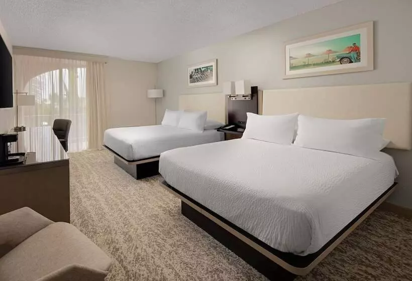 ２ダブルベッドのスタンダードルーム, Fairfield Inn And Suites By Marriott Palm Beach