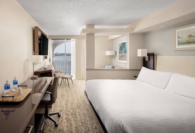 Люкс, Fairfield Inn And Suites By Marriott Palm Beach