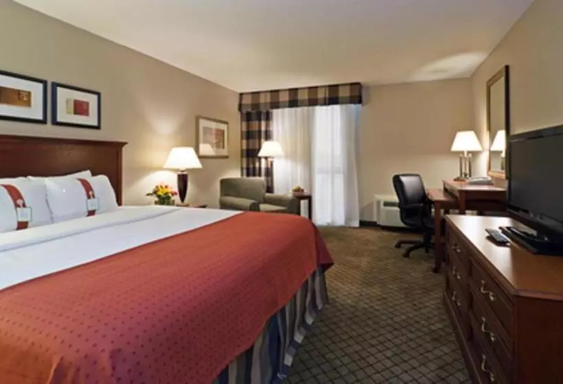 اتاق لوکس با تخت بزرگ, Holiday Inn Cincinnati Eastgate, An Ihg