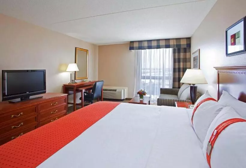 اتاق استاندارد با تخت بزرگ, Holiday Inn Cincinnati Eastgate, An Ihg