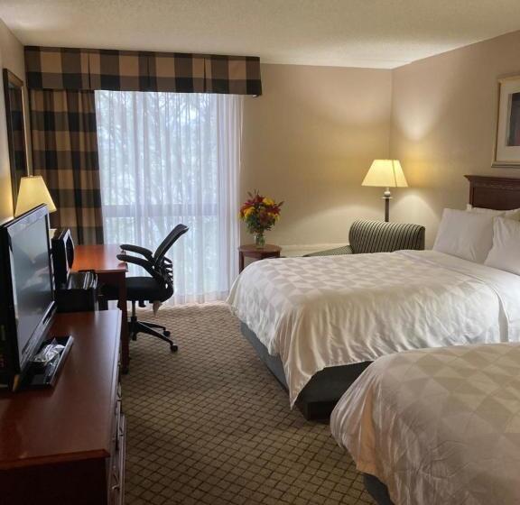 Номер Стандарт 2 Двуспальные Кровати, Holiday Inn Cincinnati Eastgate, An Ihg