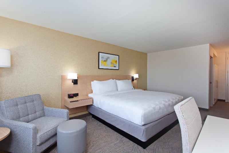 Стандартный Номер Кровать Кинг, Holiday Inn Los Angeles   Lax Airport, An Ihg