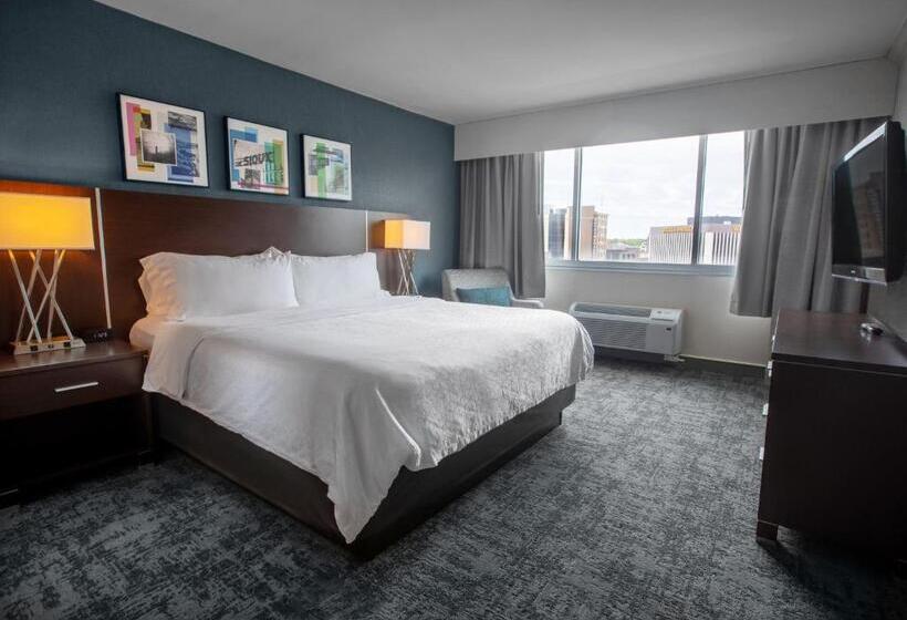 Люкс Executive Кровать Кинг, Holiday Inn Sioux Falls City Center, An Ihg