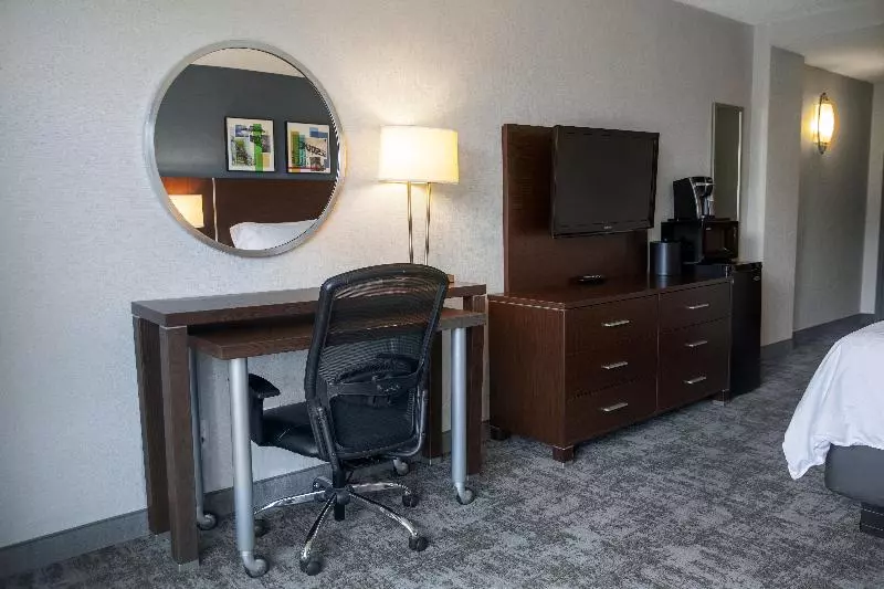 اتاق استاندارد, Holiday Inn Sioux Falls City Center, An Ihg