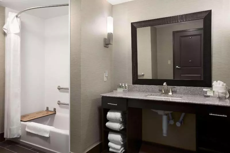 Executive Room Queen Bed, Jw Marriott Houston By The Galleria