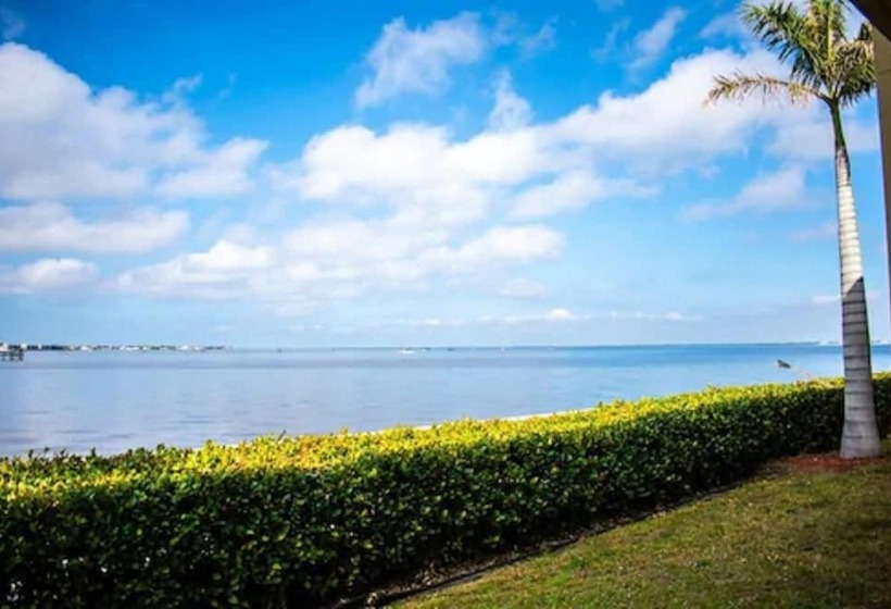 ２ダブルベッドのスタンダードルーム, Punta Gorda Waterfront  & Suites