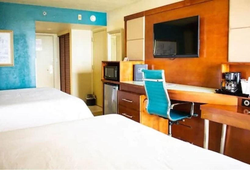 스탠다드 룸 더블 침대 2개, Punta Gorda Waterfront  & Suites