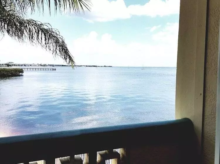 ダブルベッドのスタンダードシングルルーム, Punta Gorda Waterfront  & Suites