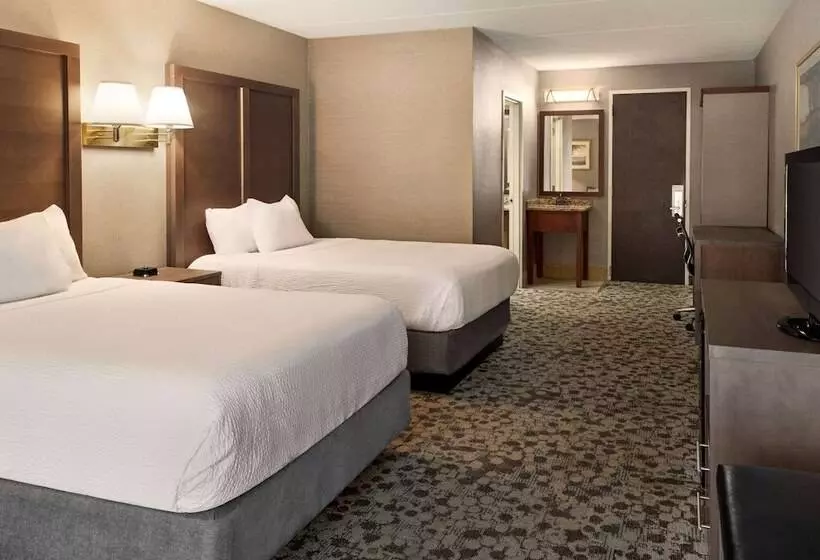اتاق استاندارد با 2 تخت دوبل, Ramada Plaza By Wyndham Portland