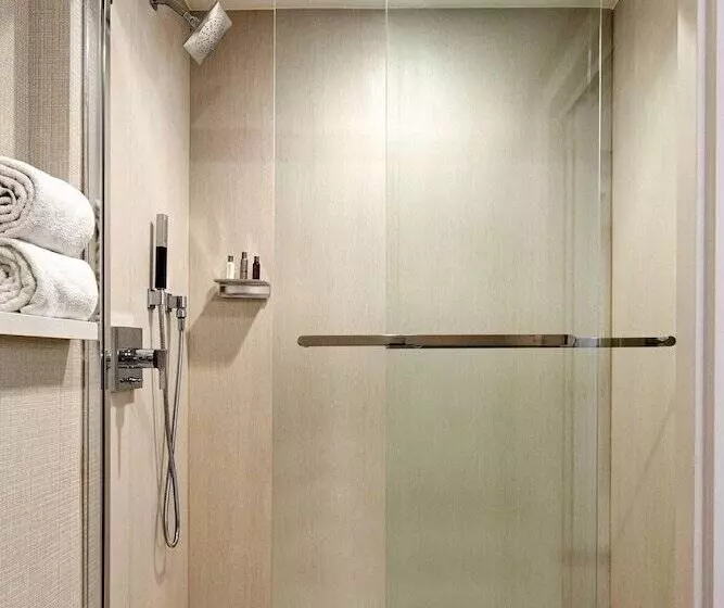 سوییت جونیور, San Francisco Marriott Union Square