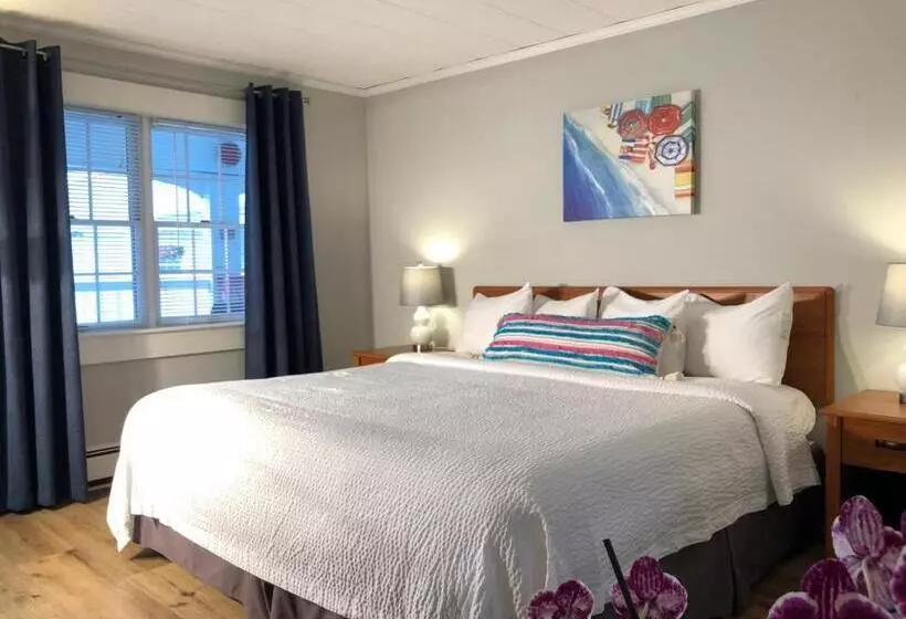 اتاق استاندارد با تخت بزرگ, Hyannis Inn