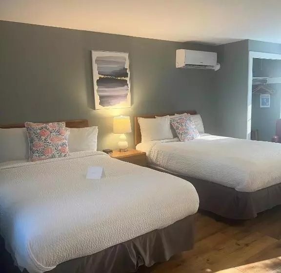 اتاق استاندارد, Hyannis Inn