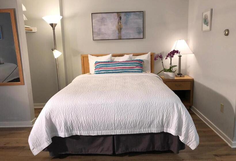 חדר דלוקס מותאם לאנשים עם מוגבלויות, Hyannis Inn