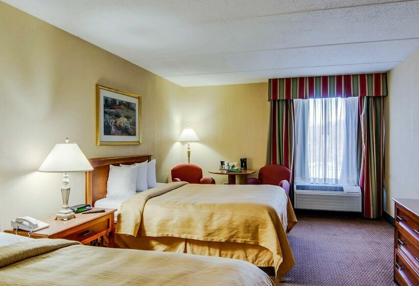 חדר סטנדרט שתי מיטות זוגיות, Quality Hotel And Conference Center