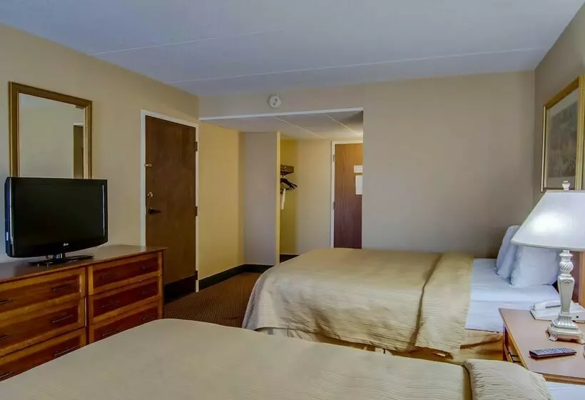 ２ダブルベッドのスタンダードルーム, Quality Hotel And Conference Center