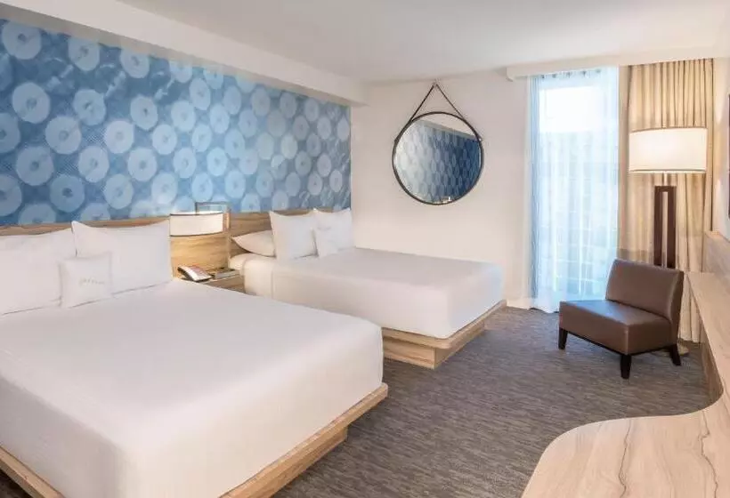 اتاق استاندارد برای معلولان, The Linq Hotel + Experience