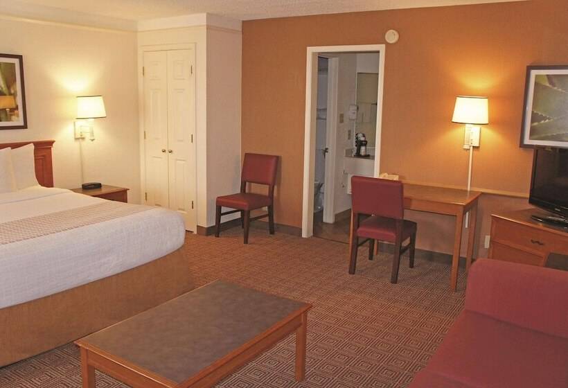 スイート, Baymont By Wyndham San Antonio South Park