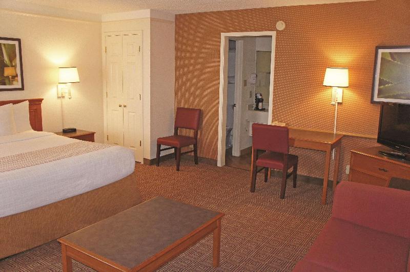 غرفة ديلوكس سرير كينج, Baymont By Wyndham San Antonio South Park