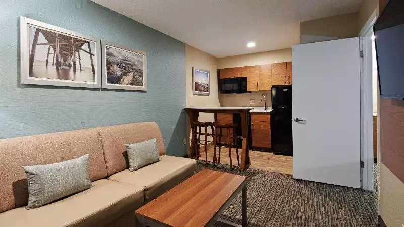 سوئیت 2 خوابه, Best Western Carlsbad By The Sea