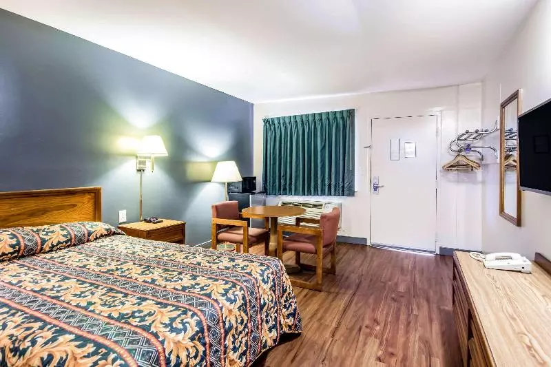 سوییت, Best Western Carlsbad By The Sea