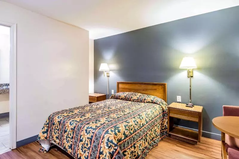 سوییت, Best Western Carlsbad By The Sea