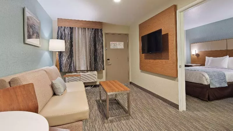 سوییت, Best Western Carlsbad By The Sea