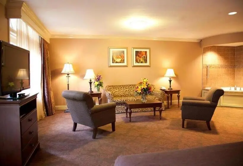 سوئیت با تخت بزرگ, Best Western Plus French Quarter Courtyard