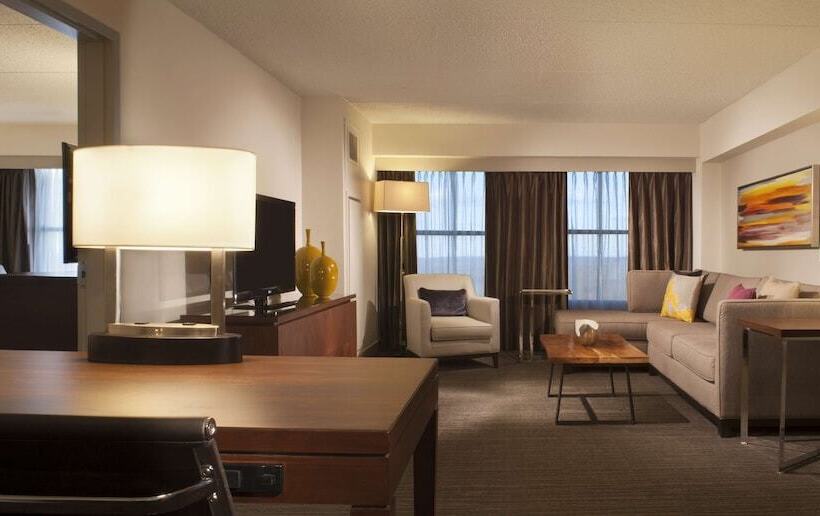Люкс, Hyatt Regency Long Island