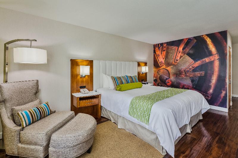 Стандартный Номер Кровать Кинг, Indigo Anaheim, An Ihg