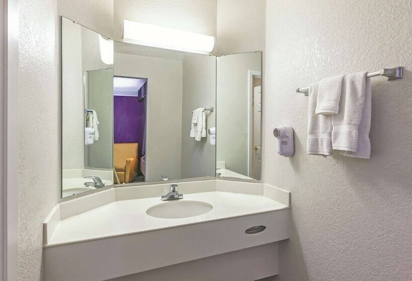 غرفه قياسيه سريرين مزدوجين, La Quinta Inn By Wyndham Midland