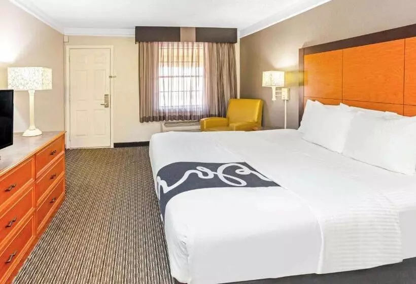 اتاق استاندارد با تخت بزرگ, La Quinta Inn By Wyndham Wichita Falls