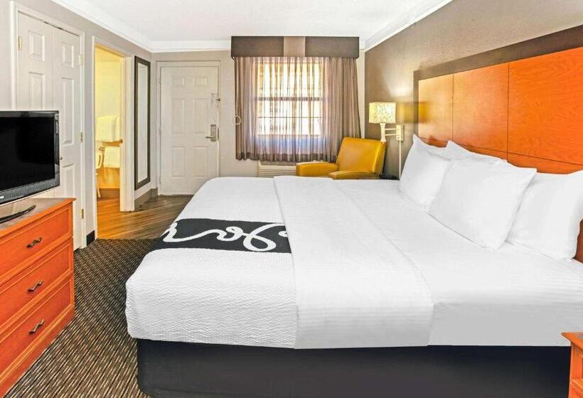 חדר סטנדרט, מיטת קינג, מותאם לאדם עם מוגבלויות, La Quinta Inn By Wyndham Wichita Falls