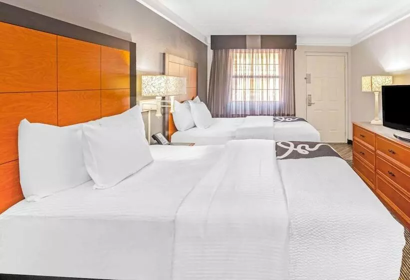 اتاق استاندارد با 2 تخت دوبل, La Quinta Inn By Wyndham Wichita Falls