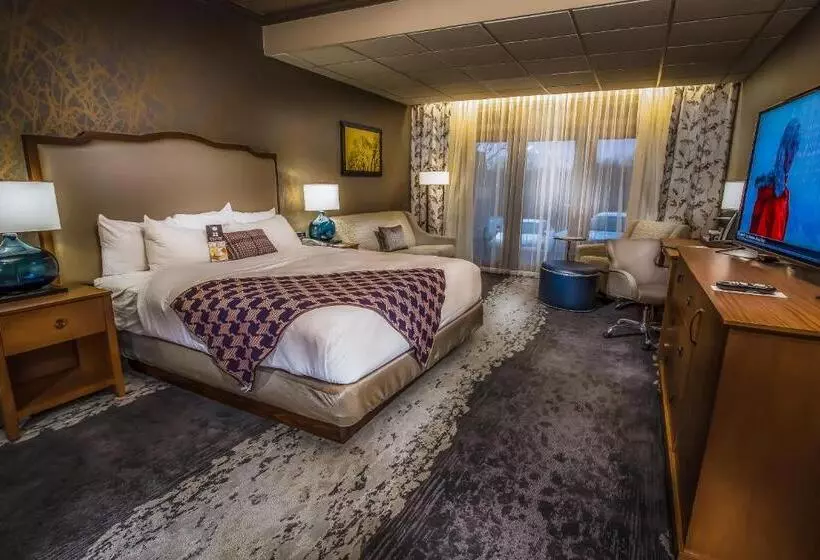 キングサイズベッドのデラックスルーム, Lodge Of Four Seasons Golf Resort, Marina & Spa