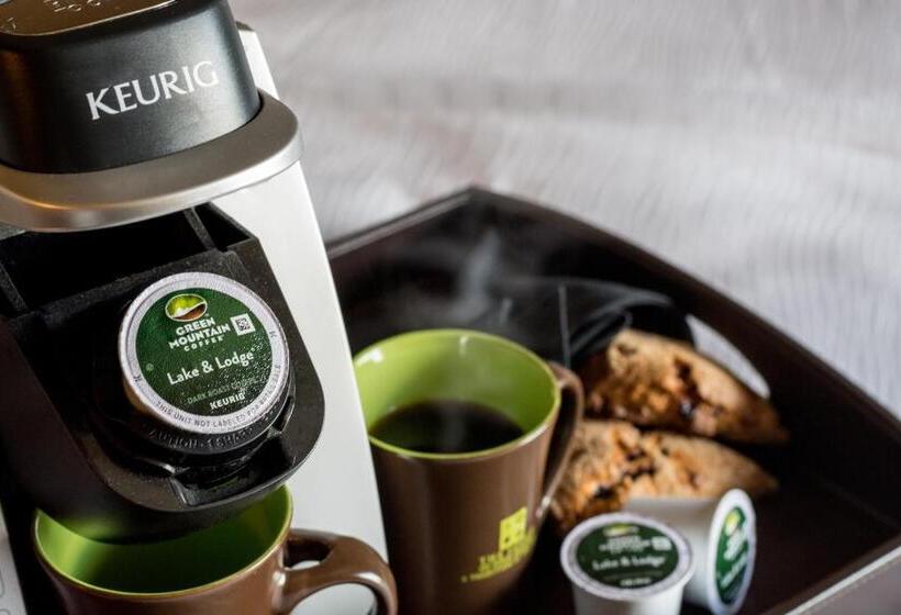 Полулюкс, Lodge Of Four Seasons Golf Resort, Marina & Spa