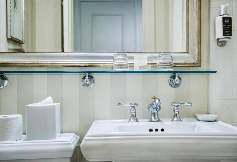 חדר סטנדרט, Mayflower Park